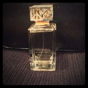 Tory Burch 3.4 Eau De Parfum.